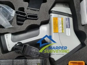 HITACHI Oxford X-MET8000